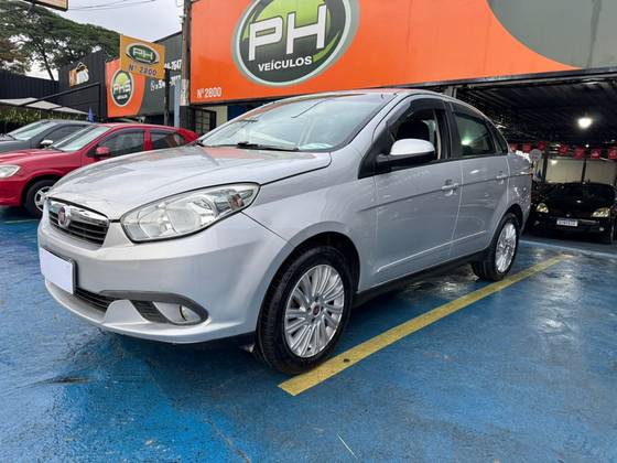 FIAT GRAND SIENA 1.4 MPI ATTRACTIVE 8V FLEX 4P MANUAL
